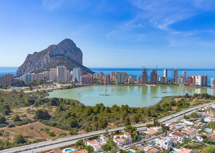 Almendros - Plusholidays